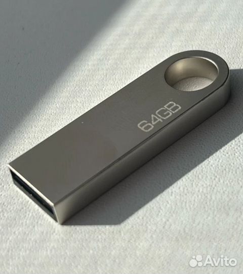 USB флешка новая