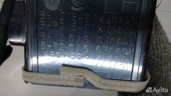 Дефлектор обдува салона Mazda 3 (BM), 2016