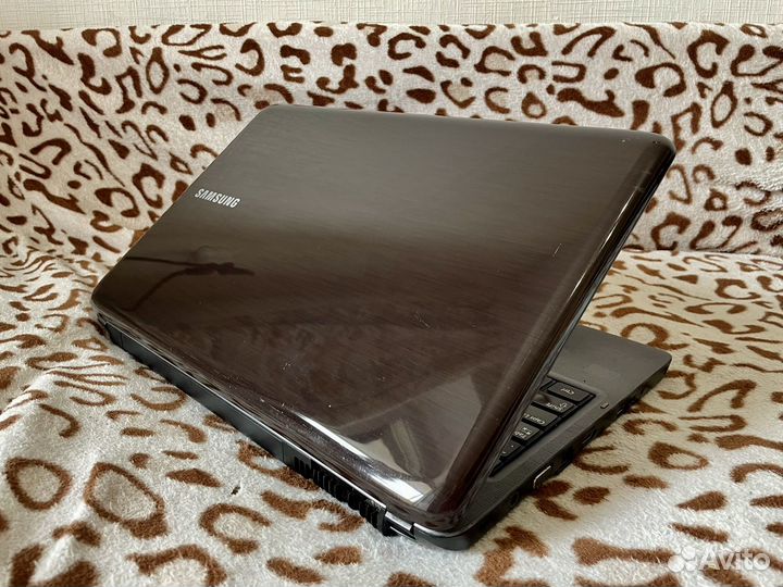 Шустрый ноубук Samsung с ssd, core i5