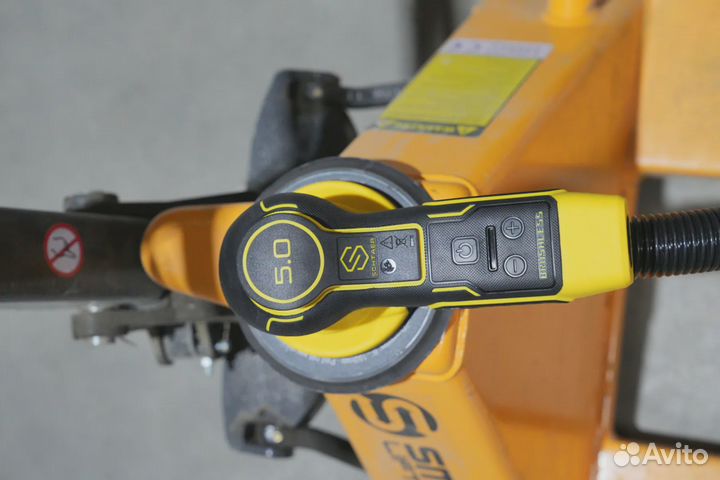 Шлифовальная машинка Schtaer SCH-03-150-5.0