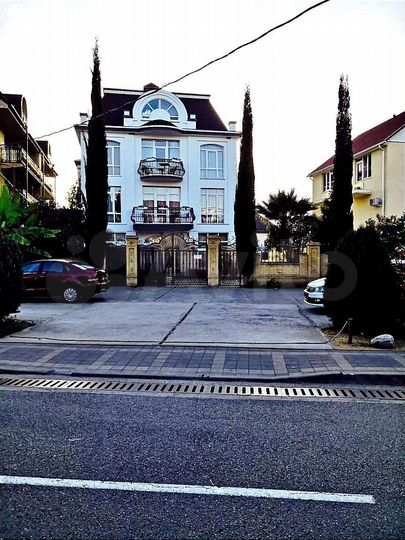 2-к. квартира, 50 м², 2/4 эт.