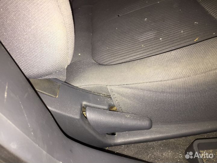 Сидение переднее пассажирское Nissan Almera