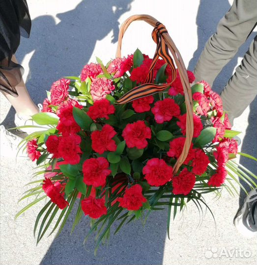 Ритуальные венки из живых цветов