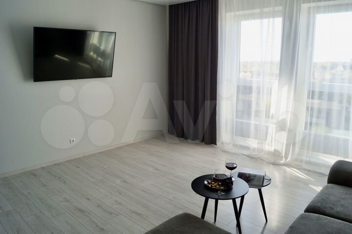 2-к. квартира, 80 м², 9/9 эт.
