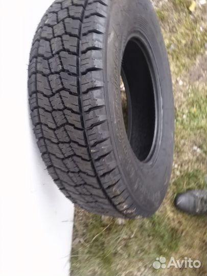 Forward Professional 121 2.25/75 R16 51Q