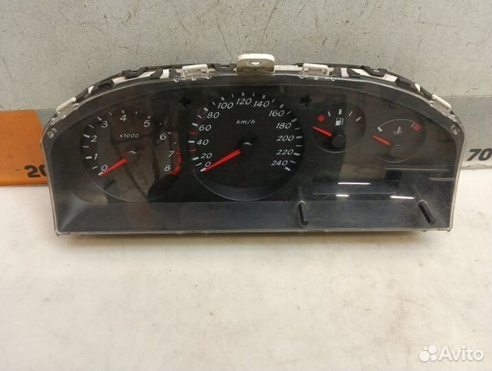 Панель приборов Nissan Almera N16 1.8 2001