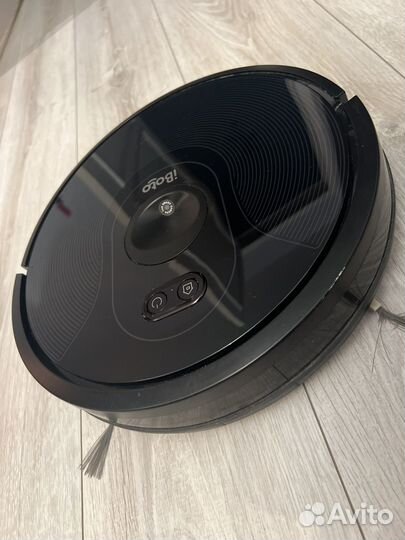 Робот пылесос моющий IBoto SMART c820w Aqua