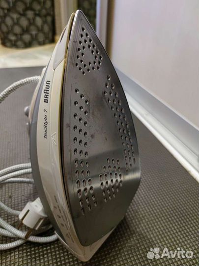 Утюг Braun TexStyle 7 4679-TS755E