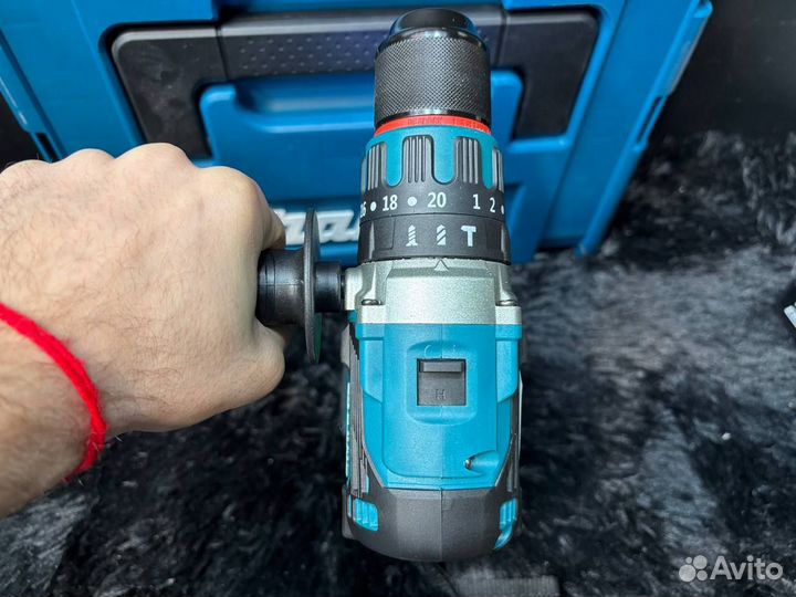 Аккумуляторная дрель-шуруповёрт Makita