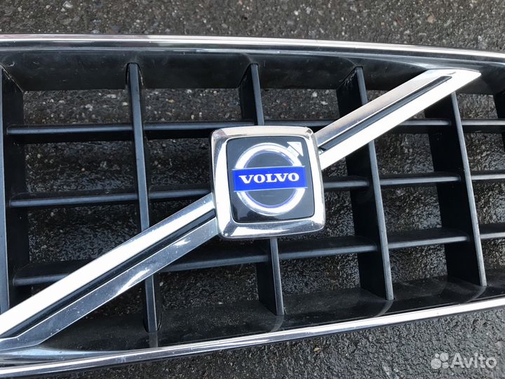 Volvo XC90 решетка радиатора