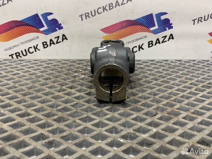 Крестовина рулевого кардана