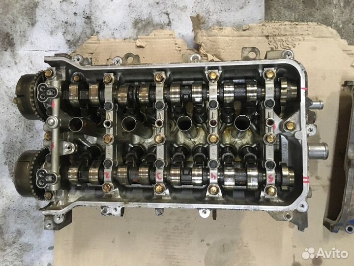 Головка блока цилиндров (Toyota Corolla)