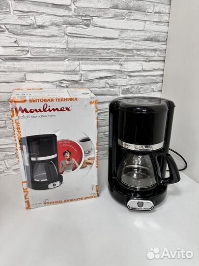 Кофеварка капельная moulinex FG381816