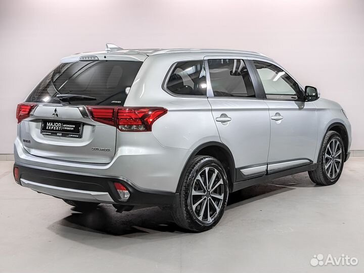 Mitsubishi Outlander 2.0 CVT, 2018, 106 864 км