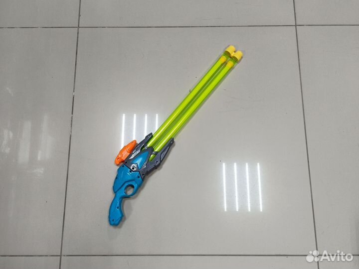 Водное ружье, помпа