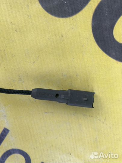 Citroen C4 B7 Передний датчик abs