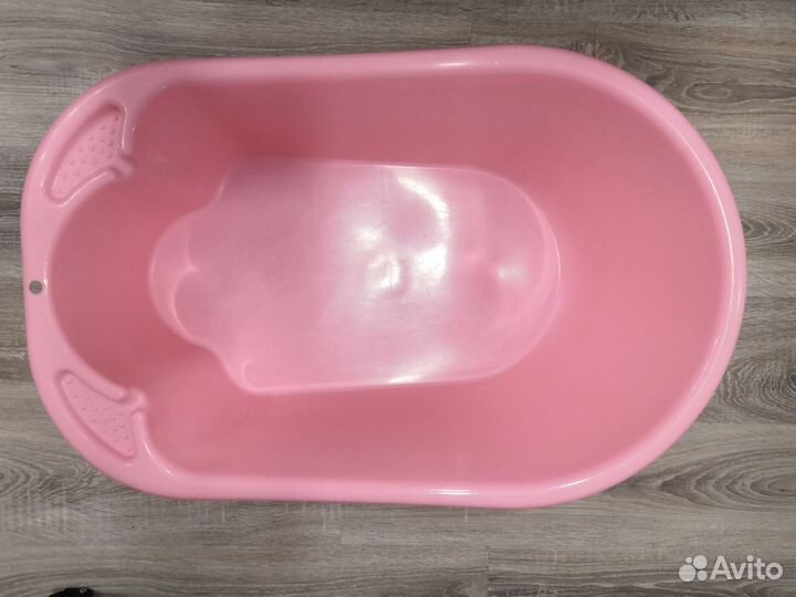 Ванночка для купания с горкой
