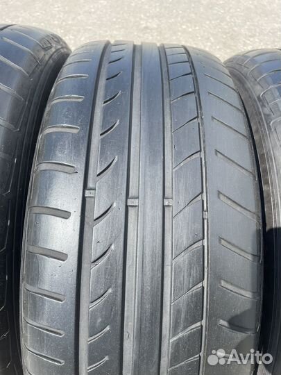 Dunlop SP Sport Maxx TT DSST 225/60 R17