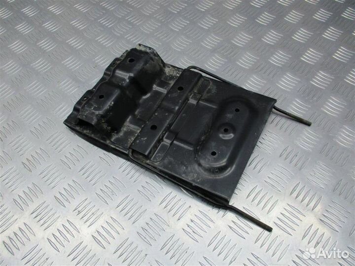 Крепление АКБ (корпус/подставка) Suzuki Grand