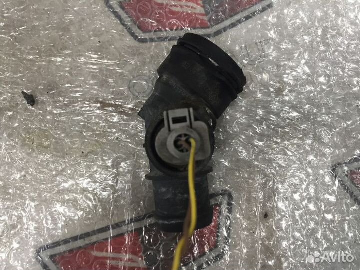 Фланец системы охлаждения Гольф 6