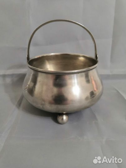 Серебряная сахарница, щипцы. (84 проба)