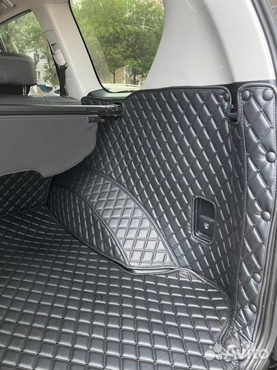 Автоковрики 5D в багажник Land Cruiser Prado 150