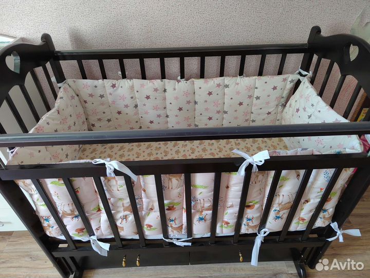 Бортики в детскую кроватку