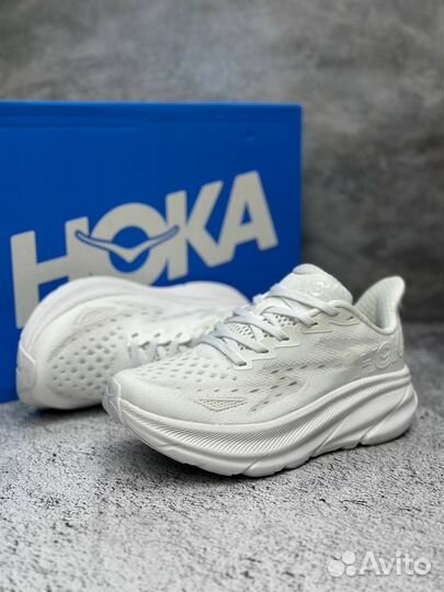 Кроссовки hoka