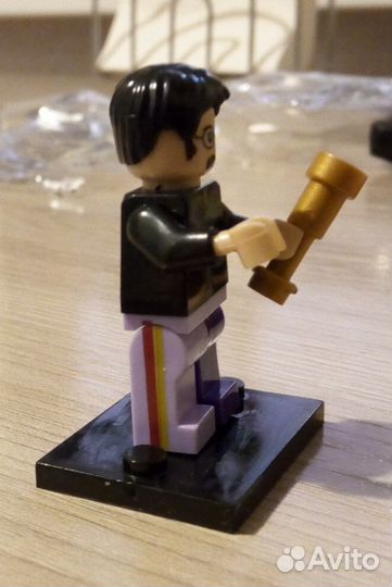Лего Lego фигурка Джона Леннона