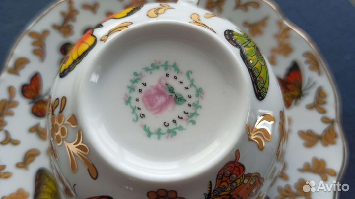 Фарфоровая чайная пара