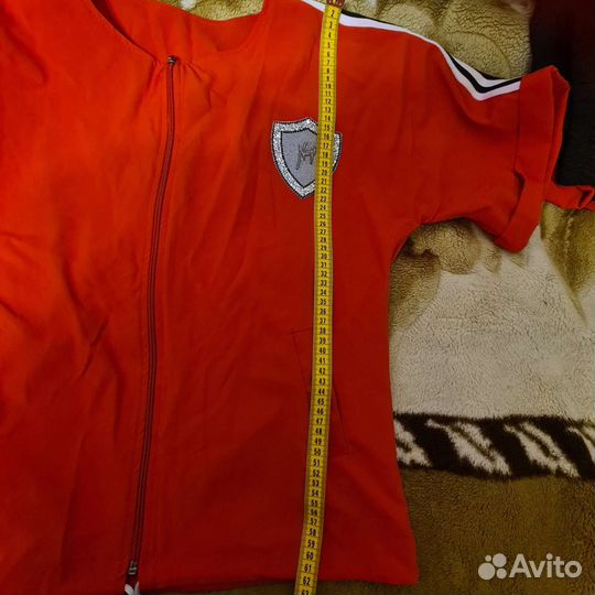 Спортивный костюм женский