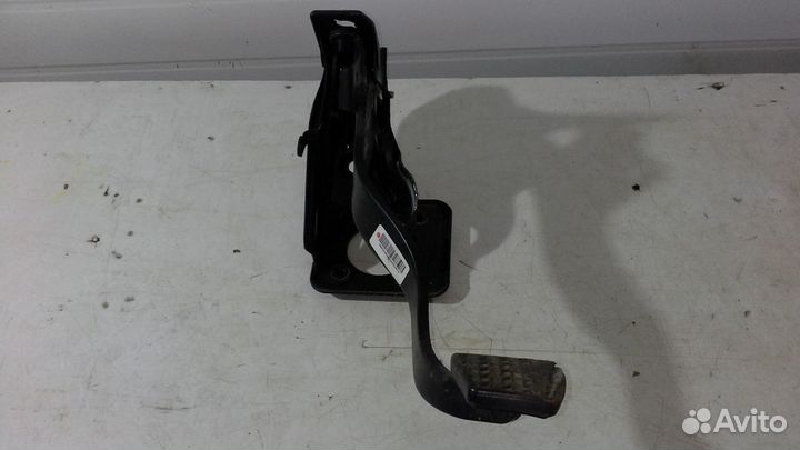 Педаль тормоза Geely Emgrand X7