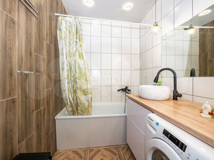 2-к. квартира, 55 м², 6/10 эт.