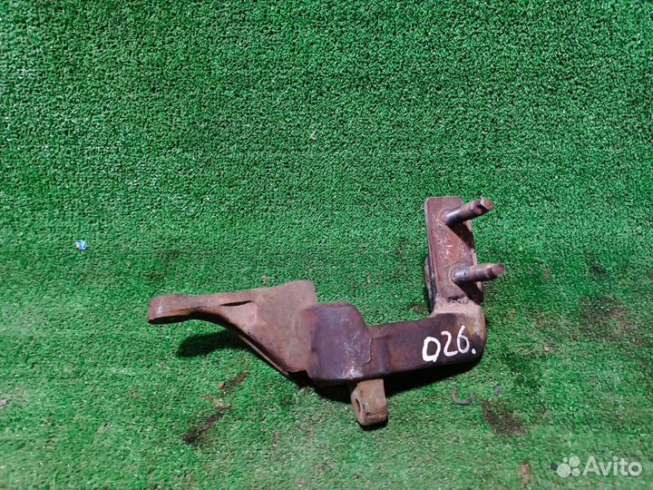 Кронштейн двигателя правый Kia Spectra I рестайлин