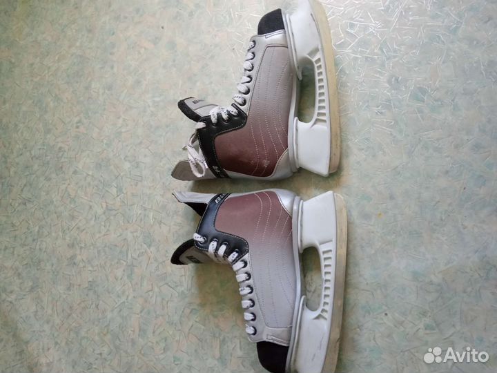 Хоккейные коньки Bauer Nexus, Vapor, Supreme