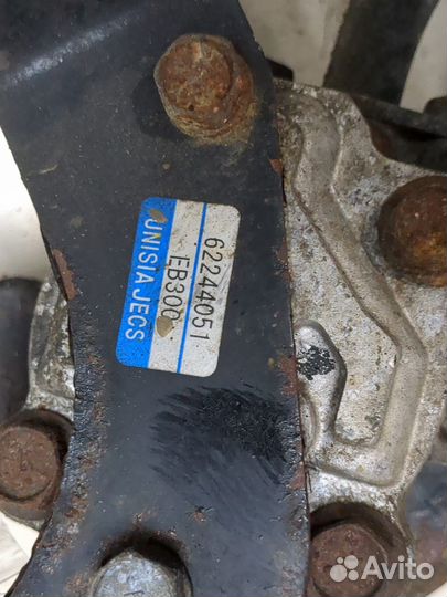 Гур Nissan Pathfinder, 2006