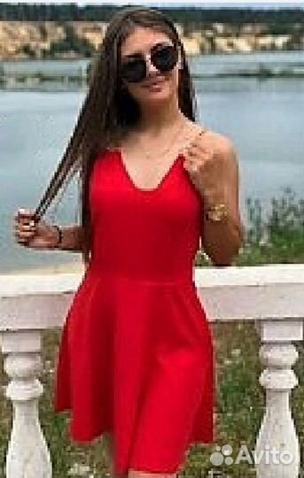 Платье женское 42/44 р. новое