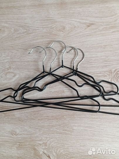 Вешалки плечики детские