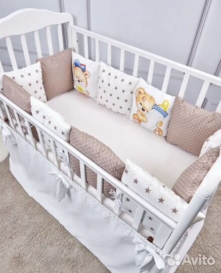 Бортики в кроватку новые