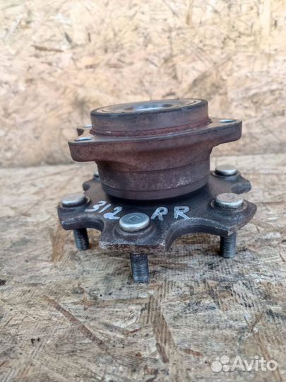 Ступица Mitsubishi Pajero 4 задняя 3.2D 3.8