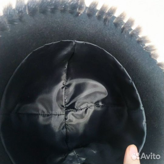 Шляпа шикарная на весну/осень