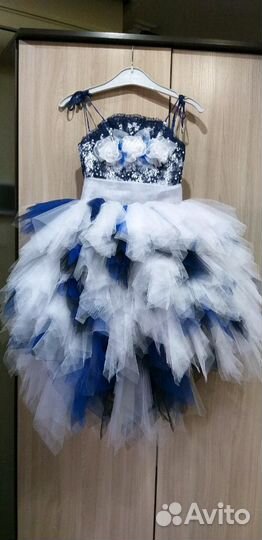 Платье на 6-8 лет