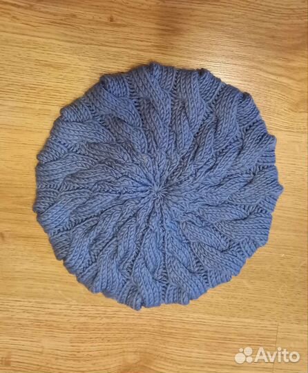 Шапка женская вязаная