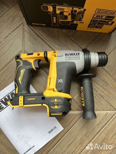 Перфоратор Dewalt DCH 172