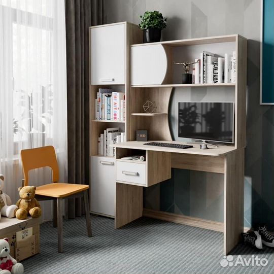 Компьютерный стол в наличии