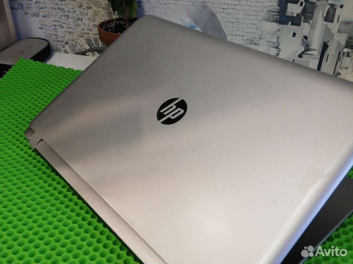 Игровой Элитный HP (17'3/10ядер/SSD256/8GB/R8 M365