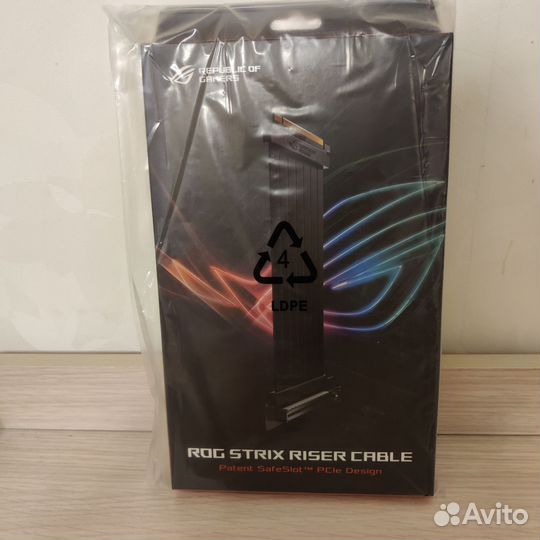 Райзер Rog strix riser cable