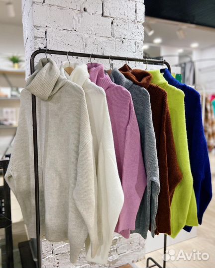 Вешалка напольная