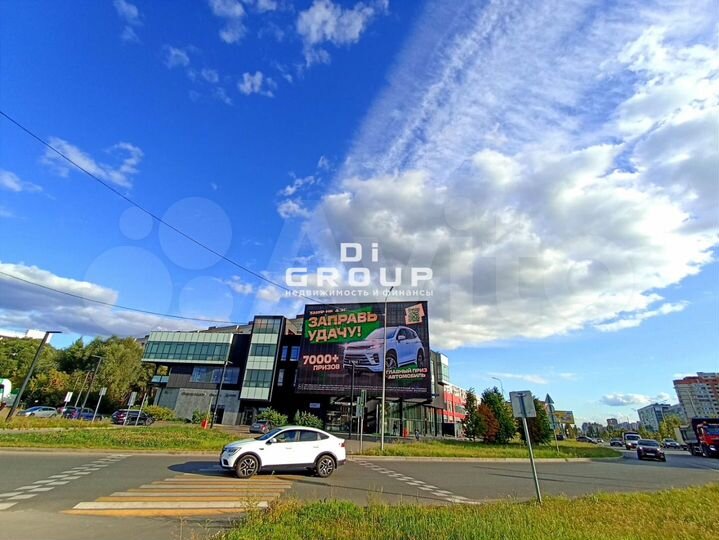 Сдается коммерческая, 897 кв.м., 2/3 эт