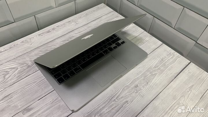 MacBook Pro 13